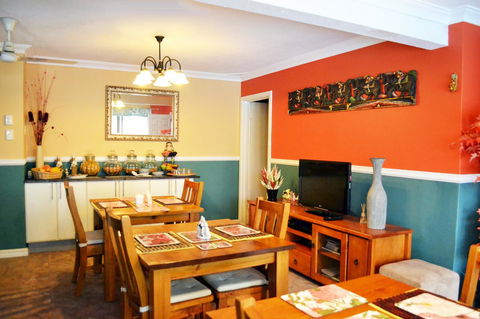 Palms Bed & Breakfast - Accommodation Search 9