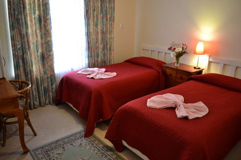 Palms Bed & Breakfast - Accommodation Search 17