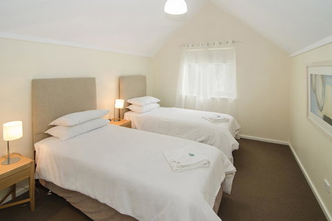 Beach Retreat - Busselton - Accommodation Search 7
