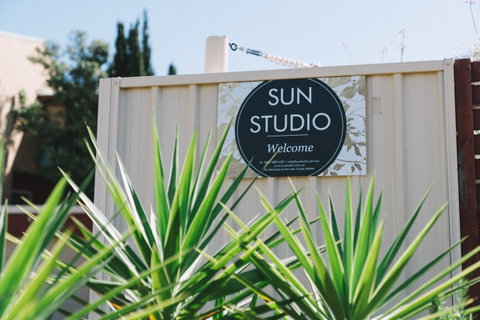 Sun Studio - Accommodation Search 8