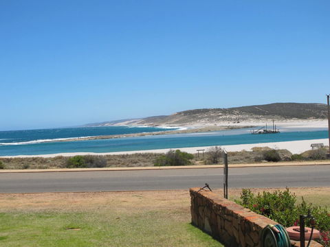 Kalbarri Riverfront Unit - Accommodation Search 1