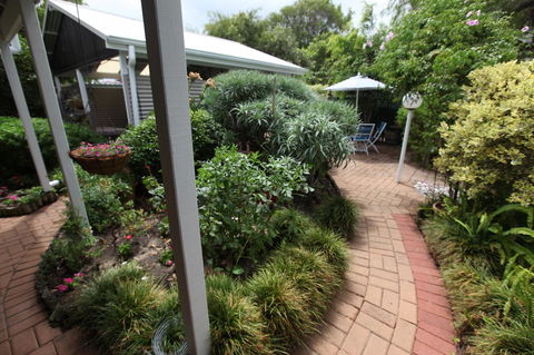 Jacaranda Guest House - Accommodation Search 26
