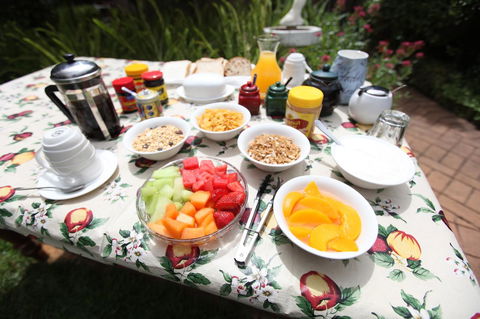Jacaranda Guest House - Accommodation Search 16
