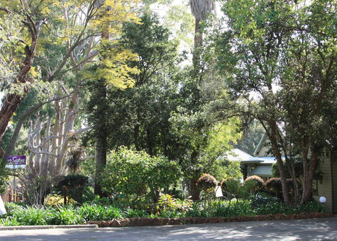 Two Sisters Chalets - Accommodation Search 0