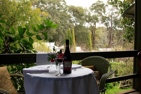 Two Sisters Chalets - Accommodation Search 17