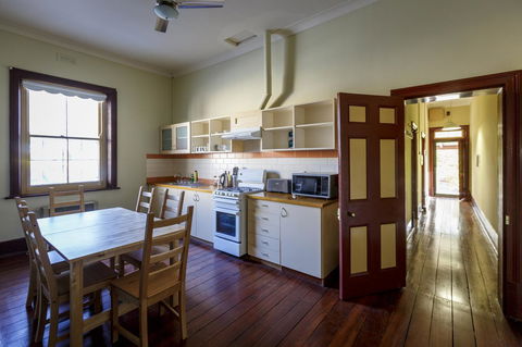 Fremantle Colonial Cottages - Accommodation Search 11
