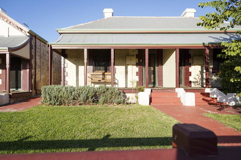 Fremantle Colonial Cottages - Accommodation Search 32
