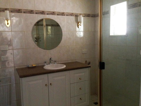 Lemon Tree Lodge - Accommodation Search 10