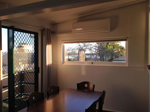 Lemon Tree Lodge - Accommodation Search 11