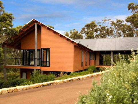 Arum - Close To The Margaret River - Accommodation Search 16