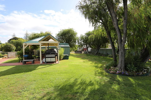 Busselton Guest House - Accommodation Search 35