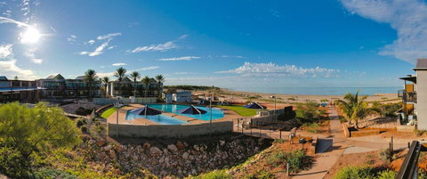 Mantarays Ningaloo Beach Resort - Accommodation Search 0