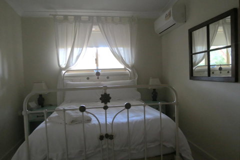 Bentwood Olive Grove Accommodation - Accommodation Search 6