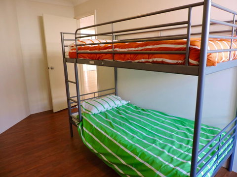 Silver Gull Family Retreat - Accommodation Search 6