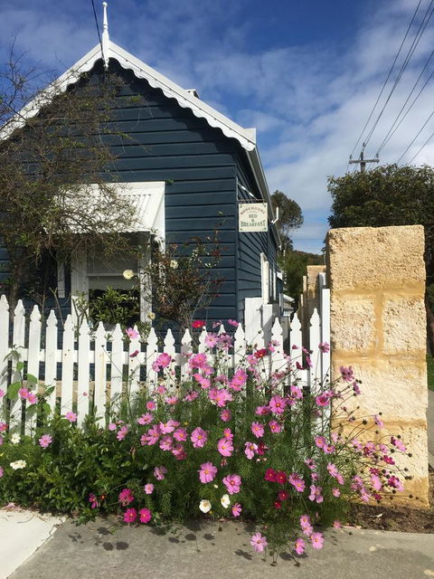 RoseMoore Bed & Breakfast - Accommodation Search 2