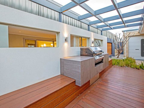 Magnificent Beach Retreat - Accommodation Search 36