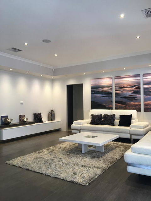 Magnificent Beach Retreat - Accommodation Search 31