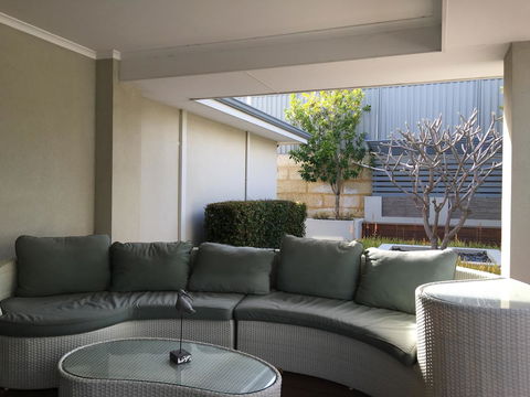 Magnificent Beach Retreat - Accommodation Search 35