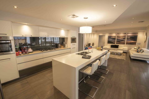 Magnificent Beach Retreat - Accommodation Search 27