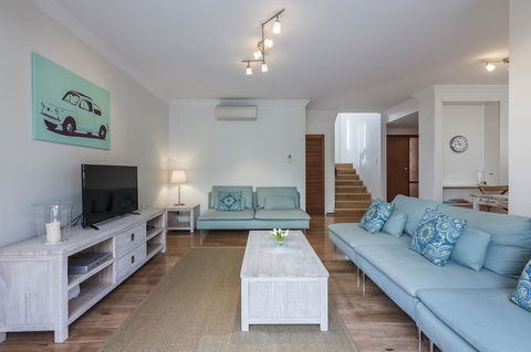 Cottesloe Sea Salt Abode - Executive Escapes - Accommodation Search 2