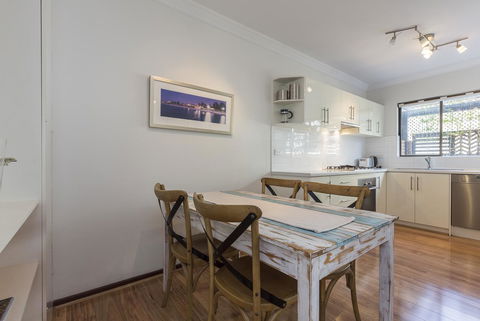 Cottesloe Sea Salt Abode - Executive Escapes - Accommodation Search 6