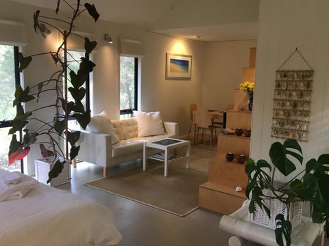 DESIGNER'S STUDIO - Accommodation Search 15