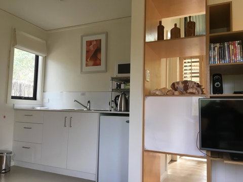 DESIGNER'S STUDIO - Accommodation Search 6