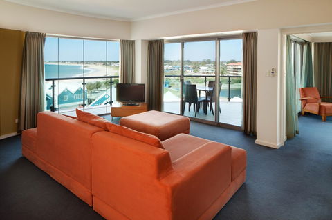 Seashells Mandurah - Accommodation Search 23
