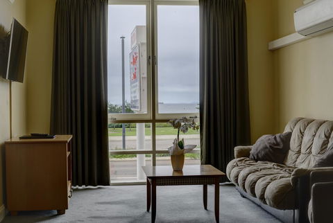 The Jetty Resort - Accommodation Search 17