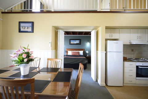 The Jetty Resort - Accommodation Search 4