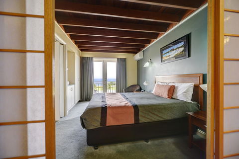 The Jetty Resort - Accommodation Search 2