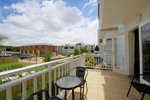 The Jetty Resort - Accommodation Search 27