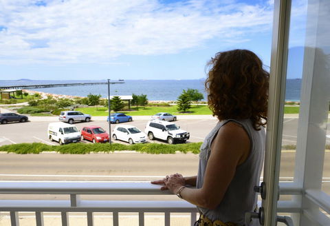 The Jetty Resort - Accommodation Search 13