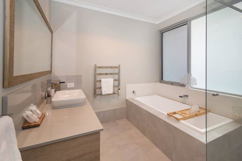 Busselton Beachside - A Slice Of Heaven - Accommodation Search 13