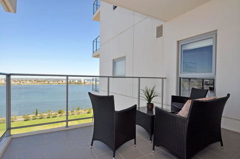 Astra Apartments Perth CBD - Accommodation Search 28