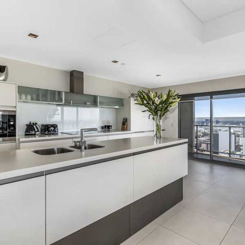 Astra Apartments Perth CBD - Accommodation Search 2