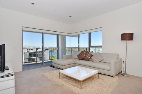 Astra Apartments Perth CBD - Accommodation Search 32
