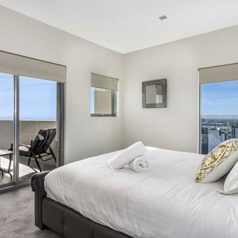 Astra Apartments Perth CBD - Accommodation Search 5