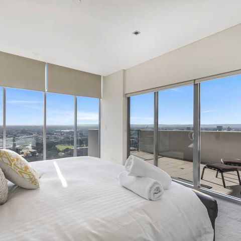 Astra Apartments Perth CBD - Accommodation Search 3