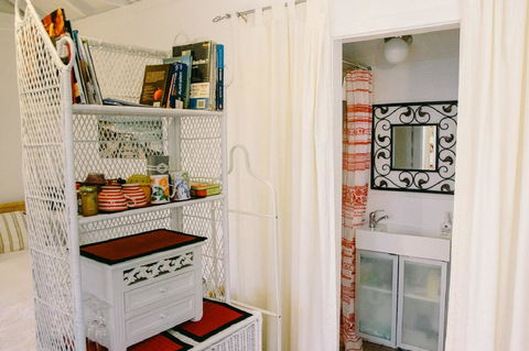 Garden Studio In Cottesloe - Accommodation Search 5