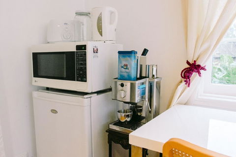 Garden Studio In Cottesloe - Accommodation Search 4