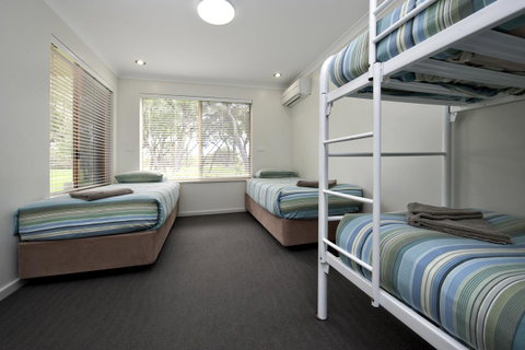 Mandalay Holiday Resort And Tourist Park - Accommodation Search 1