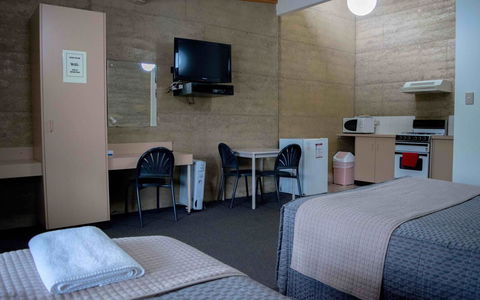 Hopetoun Motel & Chalet Village - Accommodation Search 35