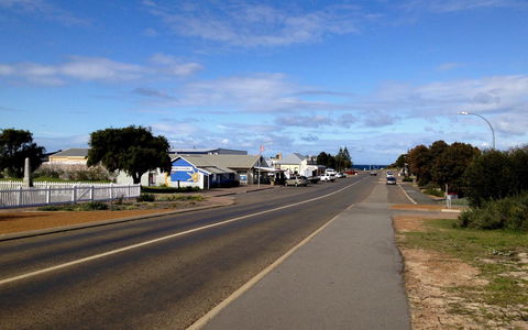 Hopetoun Motel & Chalet Village - Accommodation Search 16