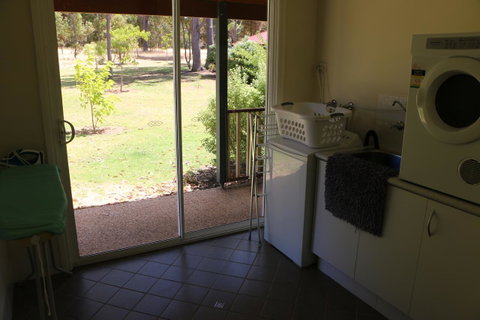 Burton Farmhouse - Accommodation Search 2