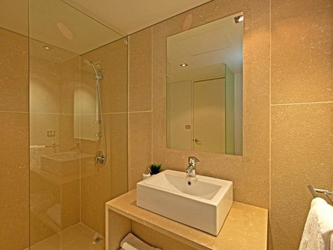 Astra Apartments Perth - Zenith - Accommodation Search 2