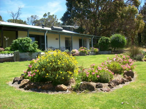 SilverSprings Spa Retreat Pet Friendly Cottages And Glampings - Accommodation Search 17