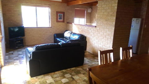 Kestrel Chalets - Accommodation Search 1