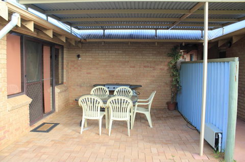 Kestrel Chalets - Accommodation Search 13