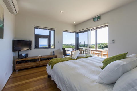 Aquatic Visions - Accommodation Search 27